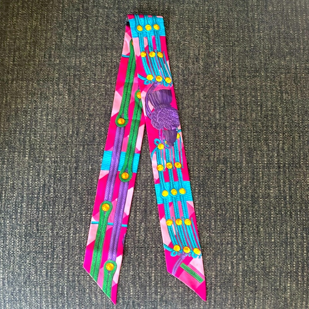 Hermes Twilly Scarf
